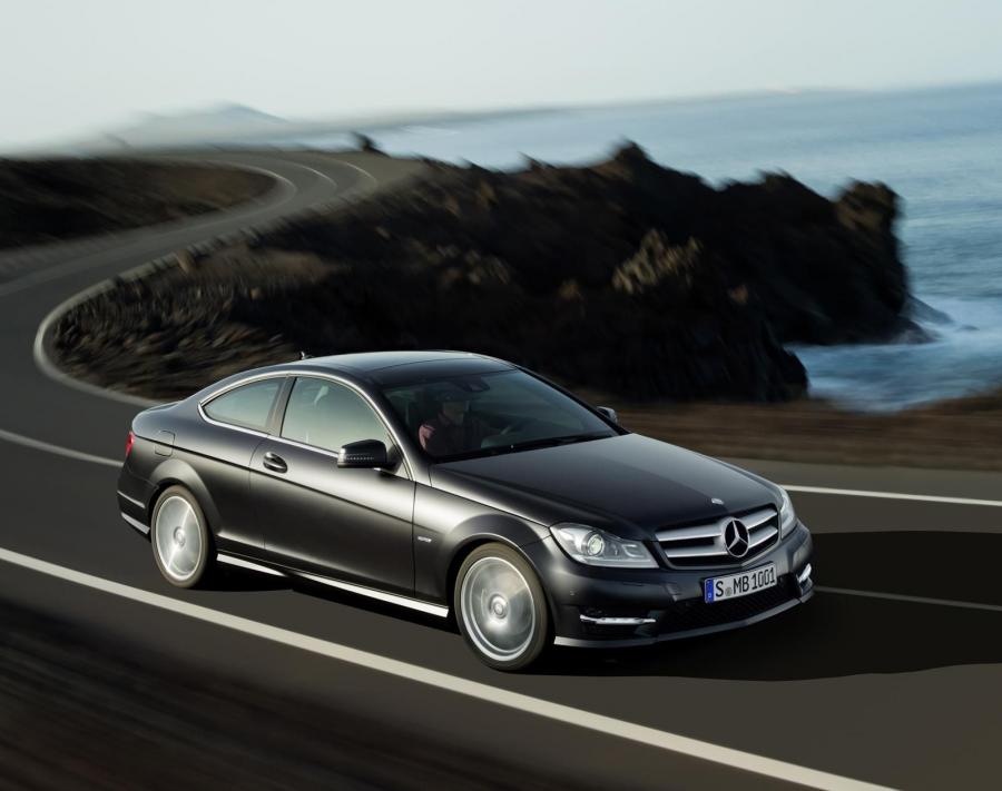  Mercedes-Benz C-Class Coupe 2012 года  (фото 84 из 99)